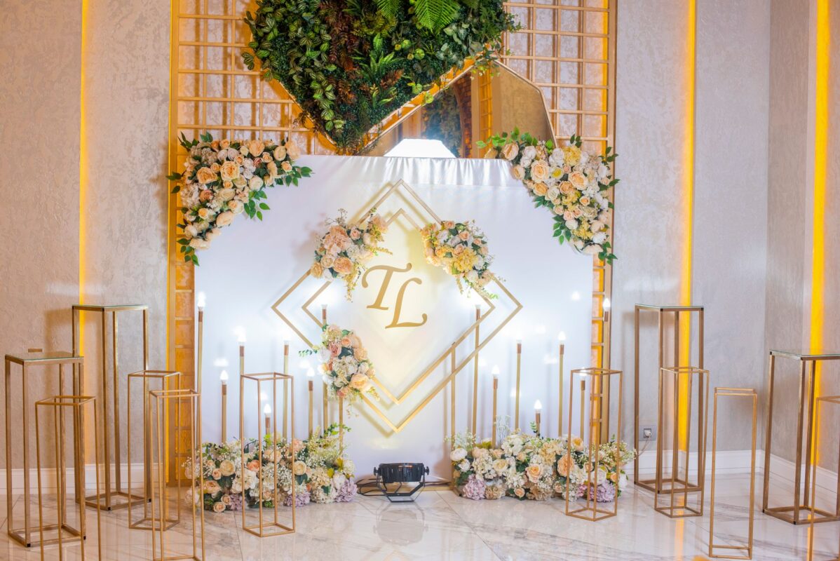 Decoração de aniversário elegante para casais