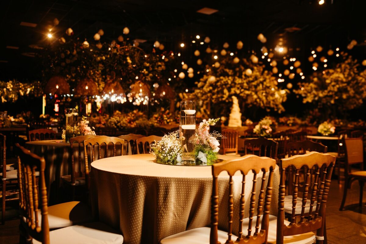 Ideias de decoração de casamento com luzes