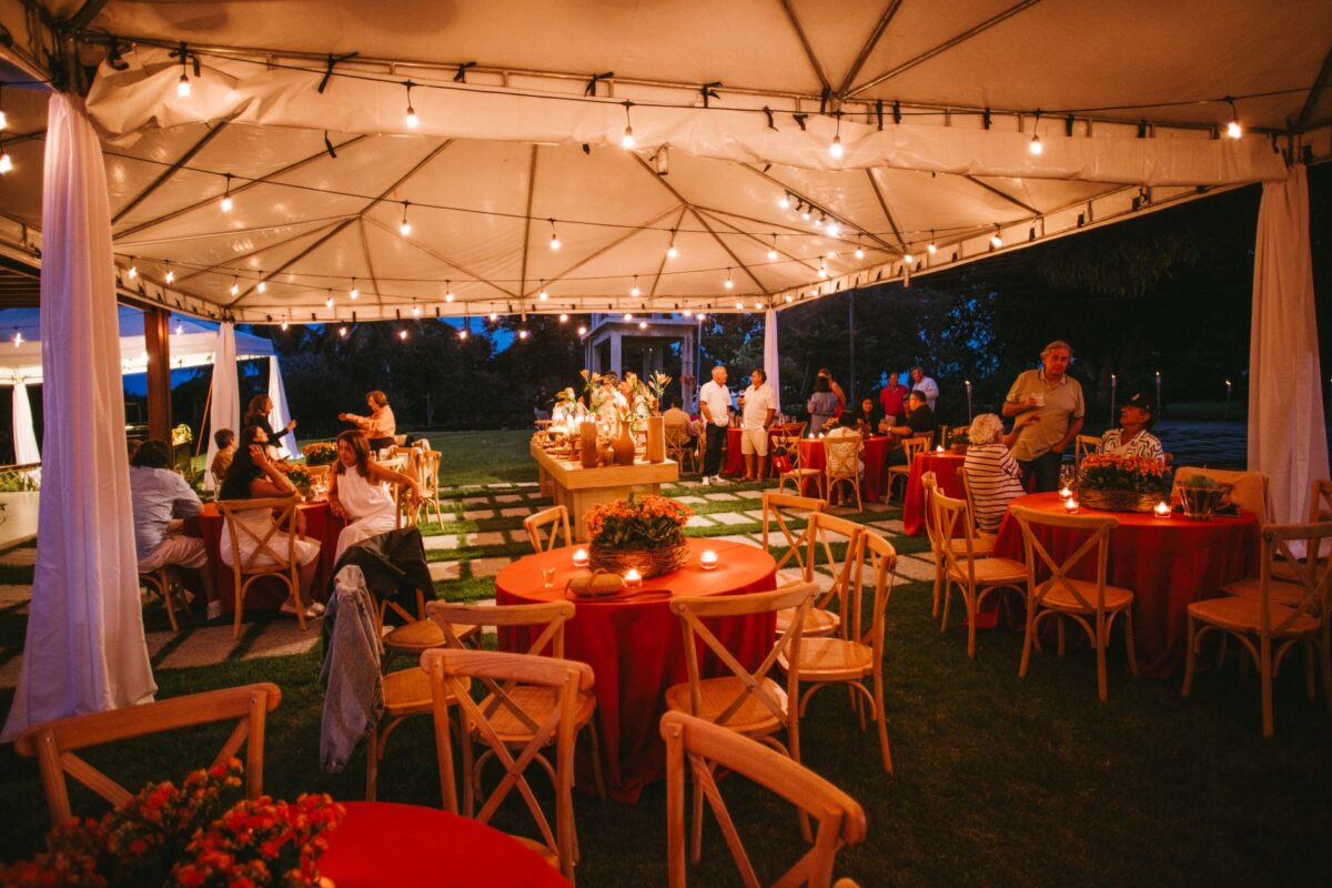 Ideias de decoração de casamento com luzes