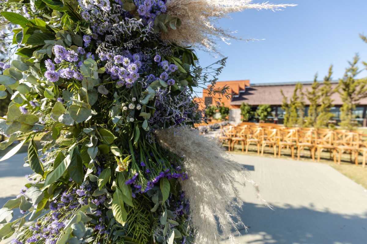 Decoração de festa de verão com flores